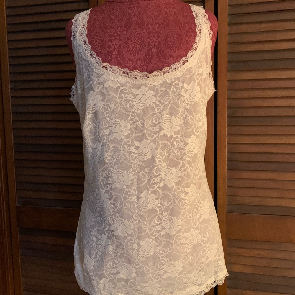 Elegant Lined Lace Camisole by Dreamworks. Size 3X